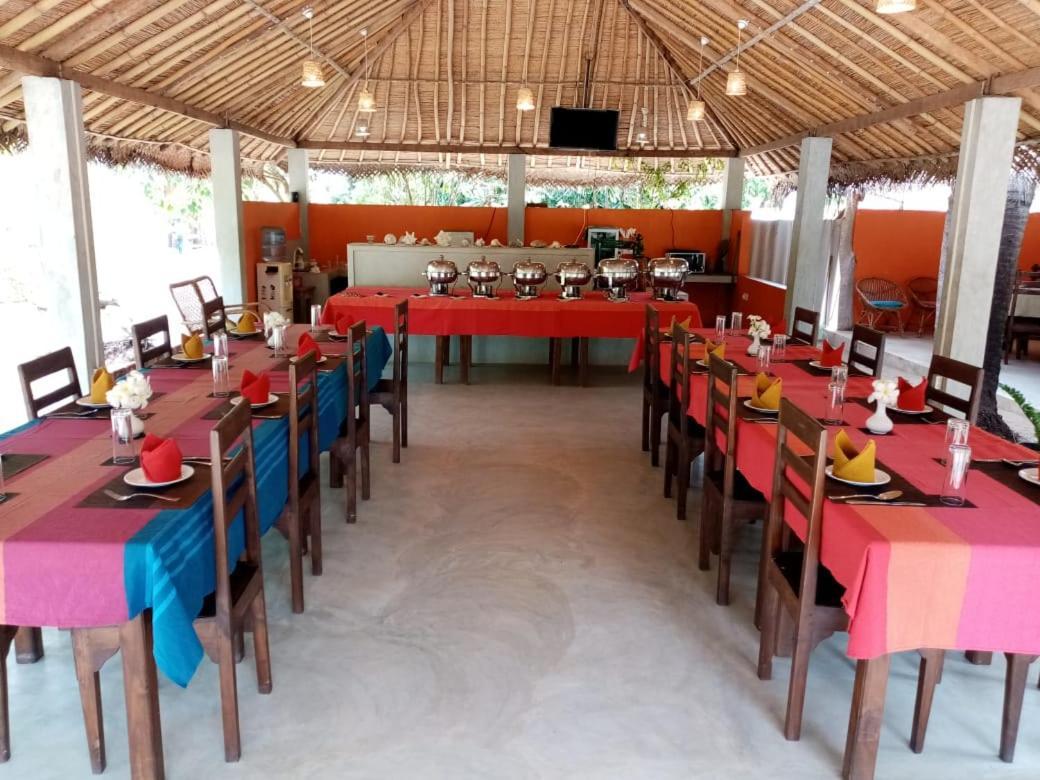 Cocodance Kitesurfing Resort Kalpitiya Eksteriør billede