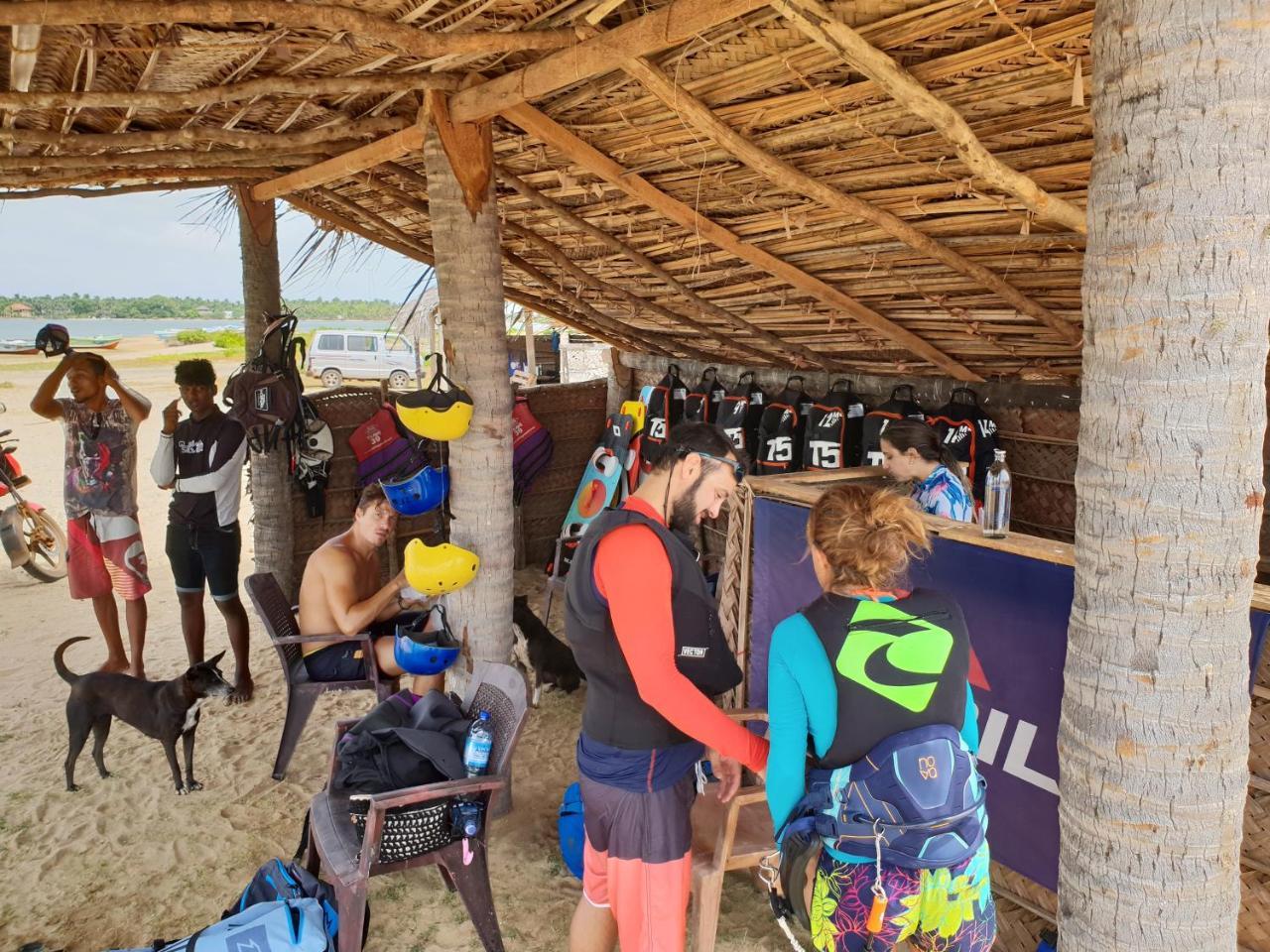 Cocodance Kitesurfing Resort Kalpitiya Eksteriør billede